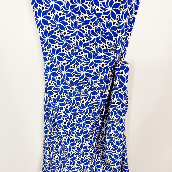 Diane Von Furstenberg Size 4 Blue Della Dress Blue Petals Print White Tie Waist - Picture 4 of 12